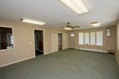 137 Sheridan St., Chicopee, MA 01020 - Photo 18
