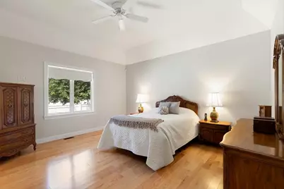 30 Hampden Ave, Burlington, MA 01803 - Photo 22