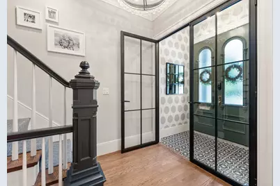 21 Rutland Sq, Boston, MA 02118 - Photo 2