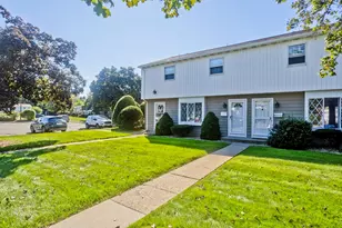 212 Blisswood Village Dr, Ludlow, MA 01056 - Photo 22