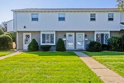 212 Blisswood Village Dr #212, Ludlow, MA 01056 - Photo 1