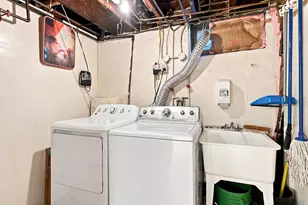 764 Allen St, Springfield, MA 01118 - Photo 32