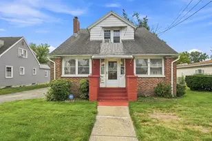 764 Allen St, Springfield, MA 01118 - Photo 2
