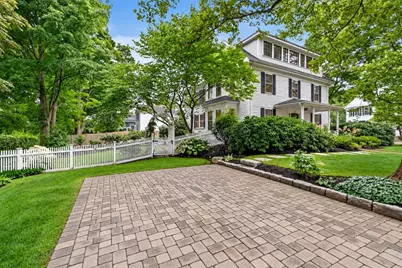 35 Forest Street, Wellesley, MA 02481 - Photo 2