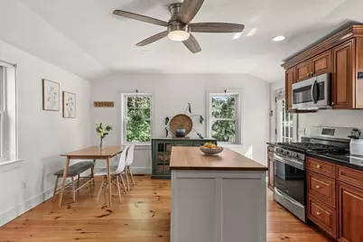 44 Exchange St, Holliston, MA 01746 - Photo 12