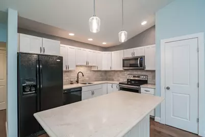 24 Myers Farm Ln #24, Greenfield, MA 01301 - Photo 1