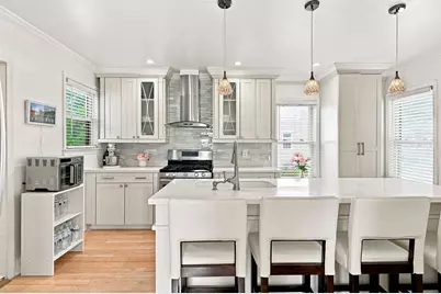 27 Elm St, Ludlow, MA 01056 - Photo 18