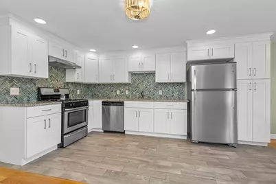 31 Acorn Dr #31, Randolph, MA 02368 - Photo 8