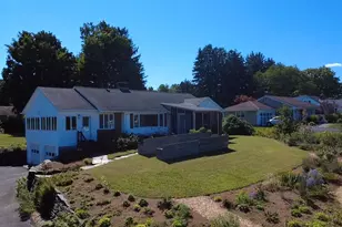 95 Huntington Rd, Hadley, MA 01035 - Photo 4