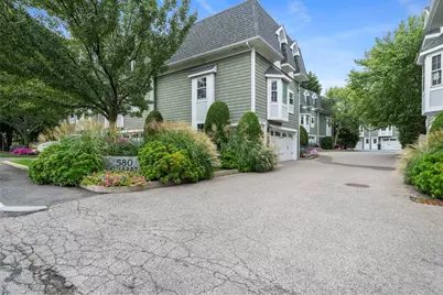 580 Quarry St #9, Quincy, MA 02169 - Photo 2