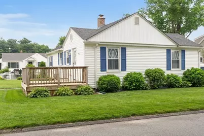35 W Akard St, Ludlow, MA 01056 - Photo 2