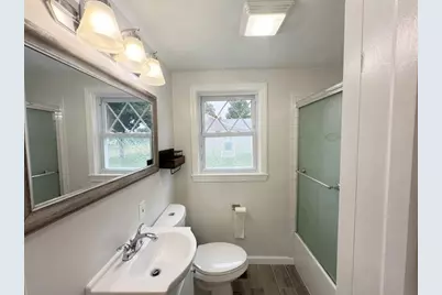 35 W Akard St, Ludlow, MA 01056 - Photo 8