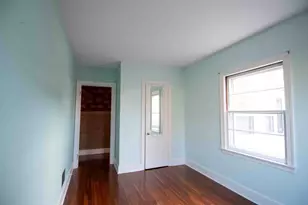 92 Cottage St, Greenfield, MA 01301 - Photo 6