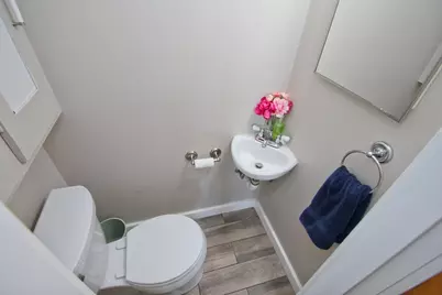 38 Virginia Street, Springfield, MA 01108 - Photo 10