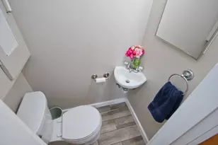 38 Virginia St, Springfield, MA 01108 - Photo 10