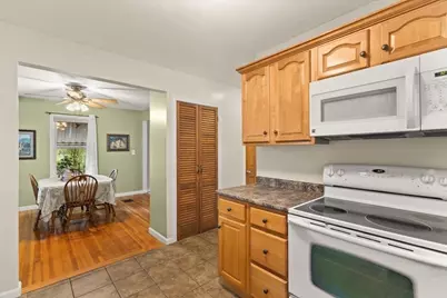 48 Davis St, Taunton, MA 02780 - Photo 16
