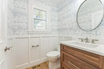 220 Aspinwall Ave, Brookline, MA 02446 - Photo 10