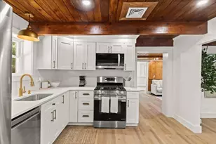 3 Abraham Ave, Freetown, MA 02717 - Photo 10