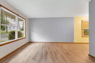 122 Fetherston Ave, Lowell, MA 01852 - Photo 4