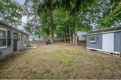 122 Fetherston Ave, Lowell, MA 01852 - Photo 34