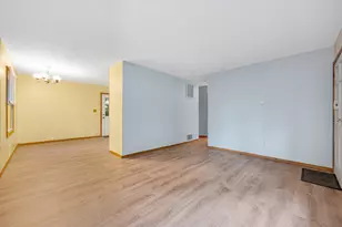 122 Fetherston Ave, Lowell, MA 01852 - Photo 8