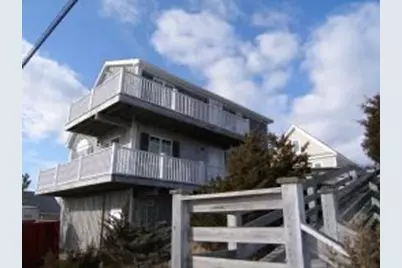 99 North Shore Blvd #1, Sandwich, MA 02537 - Photo 2
