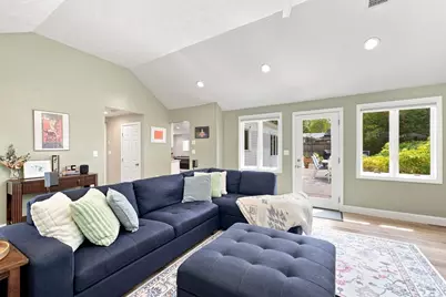 7 Philip Road, Framingham, MA 01701 - Photo 14