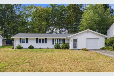 7 Philip Road, Framingham, MA 01701 - Photo 1