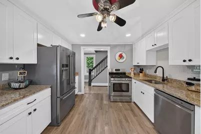48 Anawan St, Taunton, MA 02780 - Photo 6