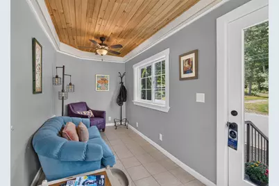 48 Anawan St, Taunton, MA 02780 - Photo 8