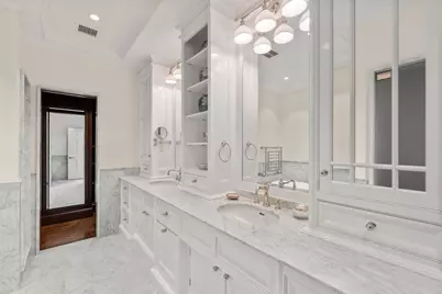 128 Beacon St #H, Boston, MA 02116 - Photo 12