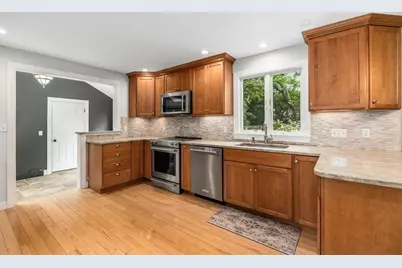 10 Donegal Circle, Danvers, MA 01923 - Photo 4