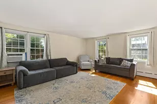 53 Eleanor St, Dartmouth, MA 02747 - Photo 12