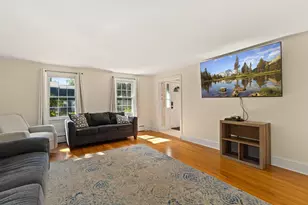 53 Eleanor St, Dartmouth, MA 02747 - Photo 10