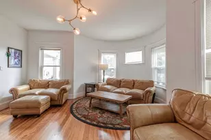 38 Davis St, Quincy, MA 02170 - Photo 12