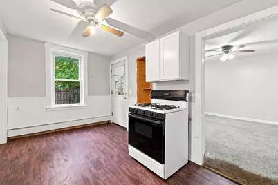 126 Payson St, Fitchburg, MA 01420 - Photo 30