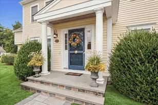 93 Watch Hill Dr, Scituate, MA 02066 - Photo 2