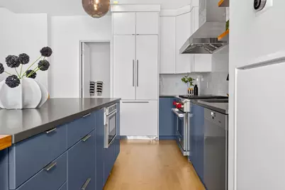 346 Congress #604, Boston, MA 02210 - Photo 10