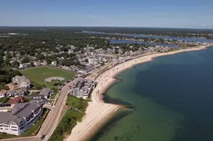 72 Old Bayberry Ln, Falmouth, MA 02536 - Photo 14