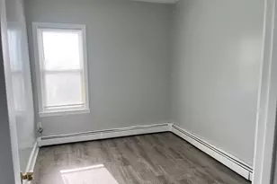 233 Division St, Fall River, MA 02720 - Photo 8