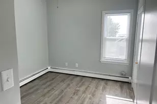 233 Division St, Fall River, MA 02720 - Photo 12