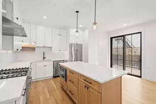 27 Shepard St, Boston, MA 02135 - Photo 10