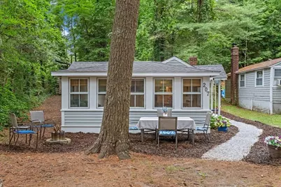 207 Bartlett Rd, Plymouth, MA 02360 - Photo 4