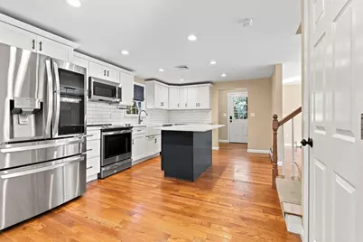 77 Bardin St, Hanover, MA 02339 - Photo 2
