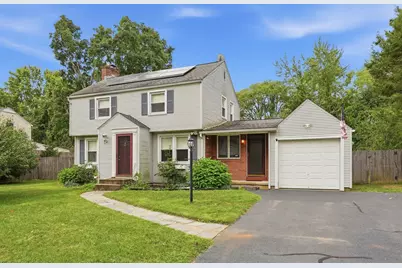 76 Fenway Dr., Springfield, MA 01119 - Photo 2