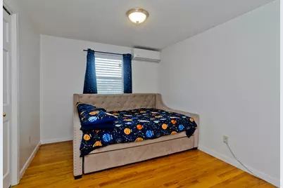 115 Blanchwood Ave, Chicopee, MA 01013 - Photo 14