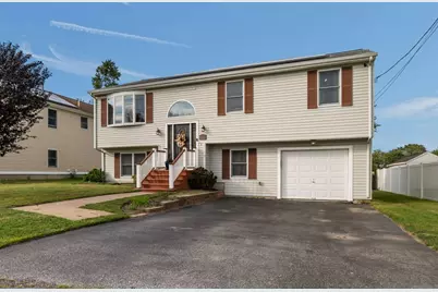 52 Family Dr, Fall River, MA 02721 - Photo 2
