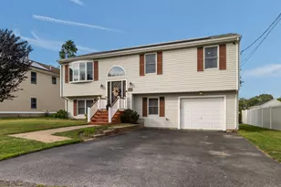 52 Family Dr, Fall River, MA 02721 - Photo 2