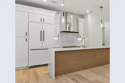 327 Alewife Brook Pkwy #B, Somerville, MA 02144 - Photo 14