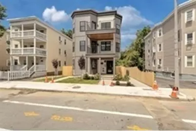 3915 Washington Street #2, Boston, MA 02131 - Photo 2